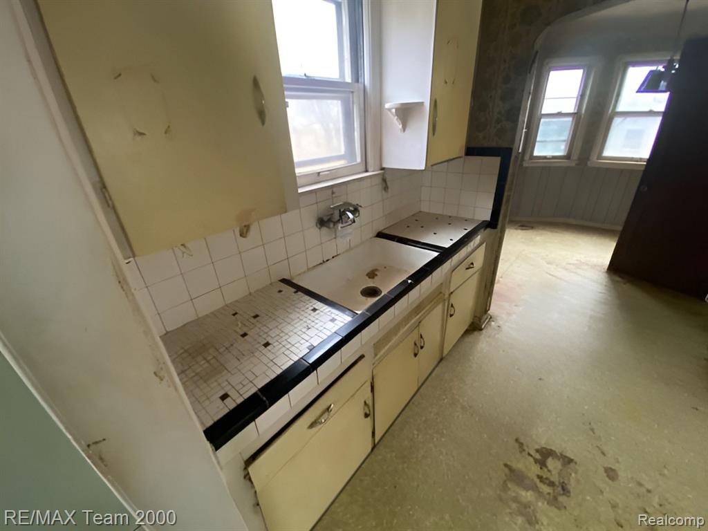 20091 Annott Street, Detroit, MI, 48205