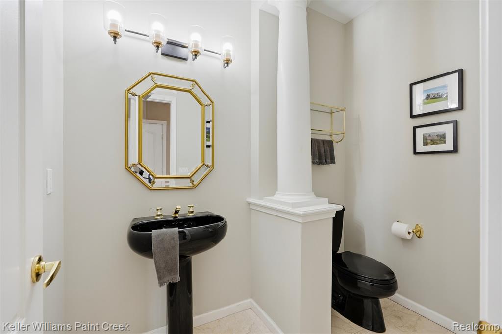 2784 Murfield Court, Rochester, MI 48306 — Photo 15