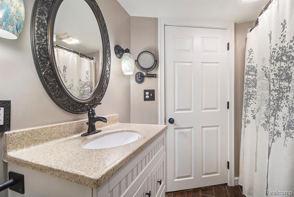5308 Hammond Road, Lapeer, MI 48446 — Photo 18