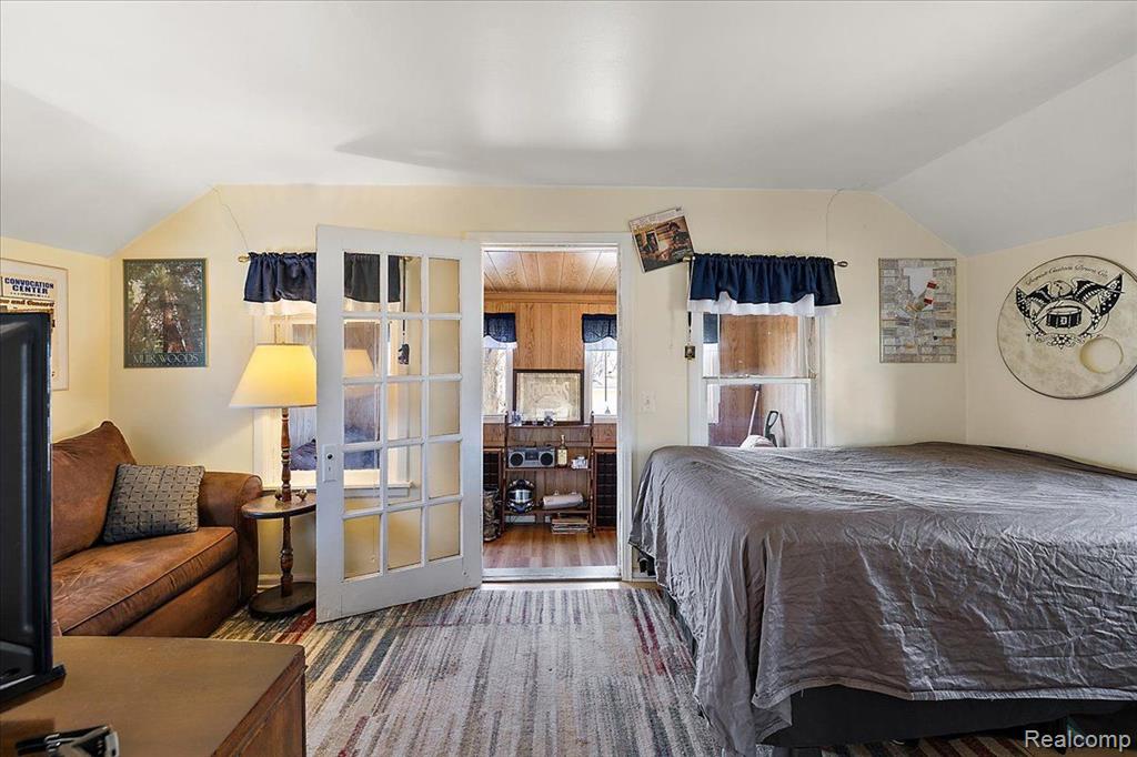 16 S NORTH SHORE Drive, Lake Orion, MI 48362 — Photo 80