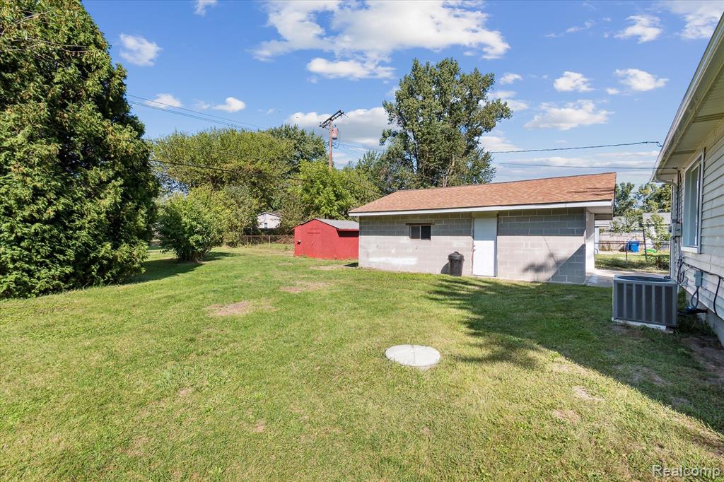 21832 Fenster Street, Sumpter, MI 48111 — Photo 38