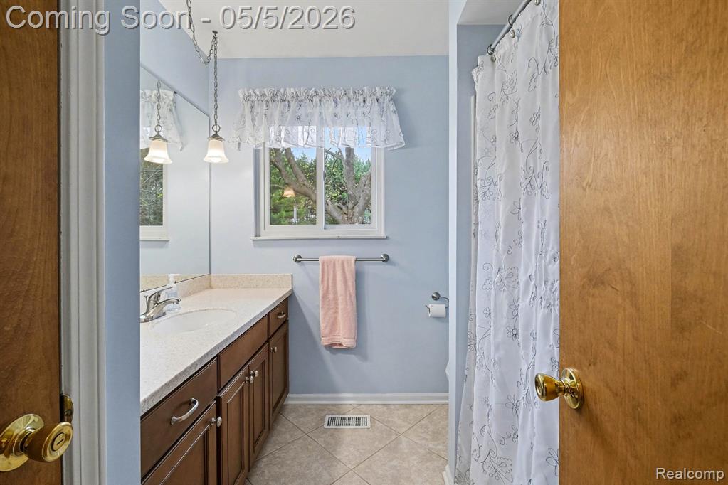 10060 N Linden Road, Clio, MI 48420 — Photo 16