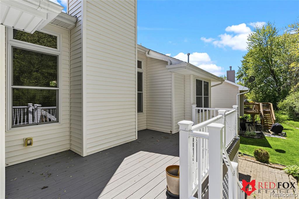 1199 Creek View Court, Burton, MI 48509 — Photo 42