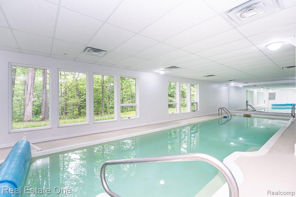 2670 Spring Grove Drive, Brighton, MI 48114 — Photo 46