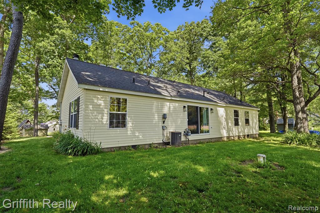 260 Ellsworth Lake Drive, Gregory, MI 48137 — Photo 26