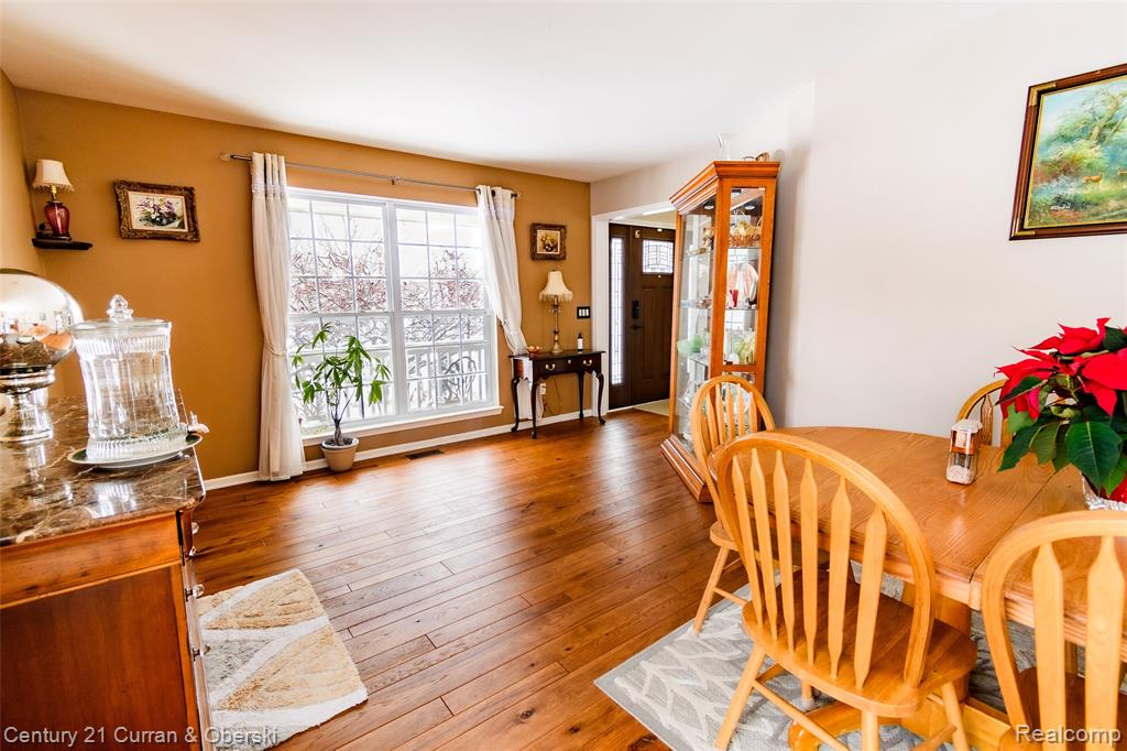 1464 Four Seasons Drive, Howell, MI 48843 — Photo 9
