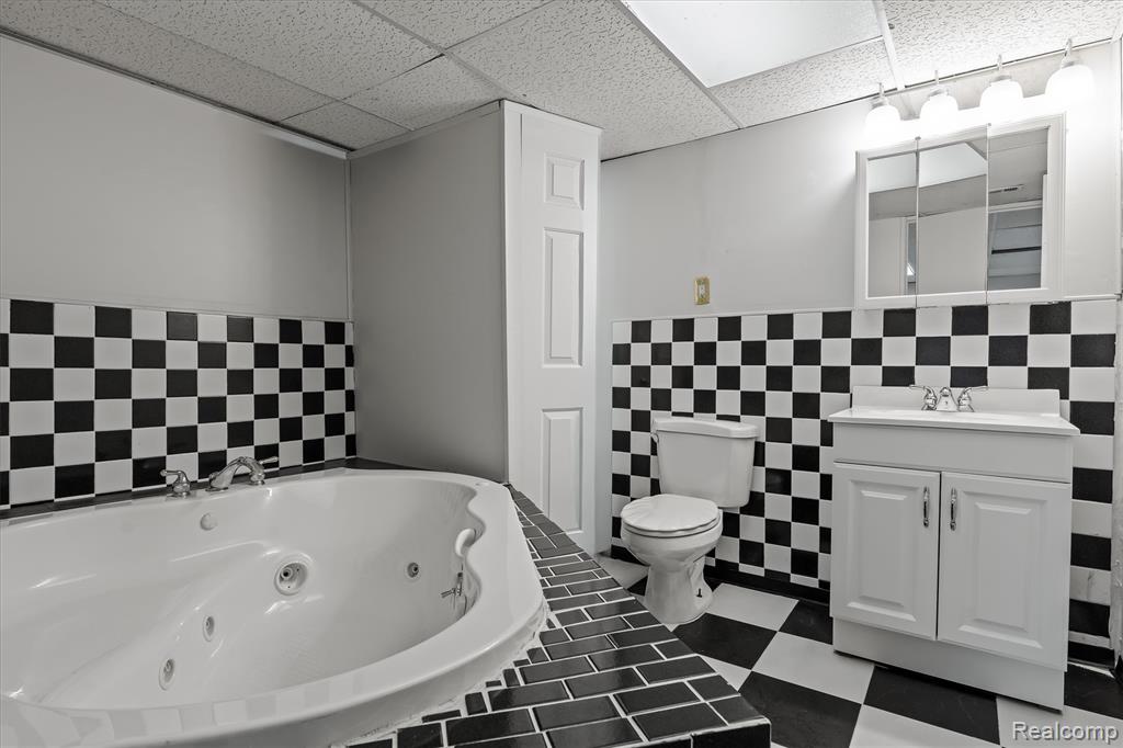 8249 Clocktower Court, Romulus, MI 48174 — Photo 27