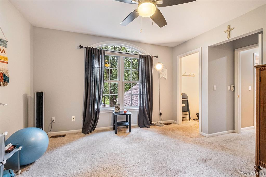 5259 PINEWOOD Drive, Brighton, MI 48116 — Photo 39