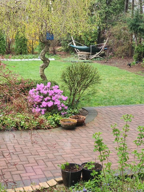 20114 Fairway Drive, Grosse Pointe Woods, MI 48236 — Photo 28