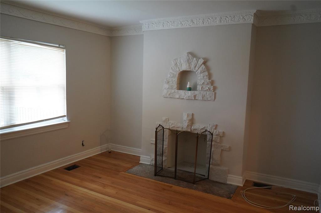 7010 Thatcher Street, Detroit, MI 48221 — Photo 5