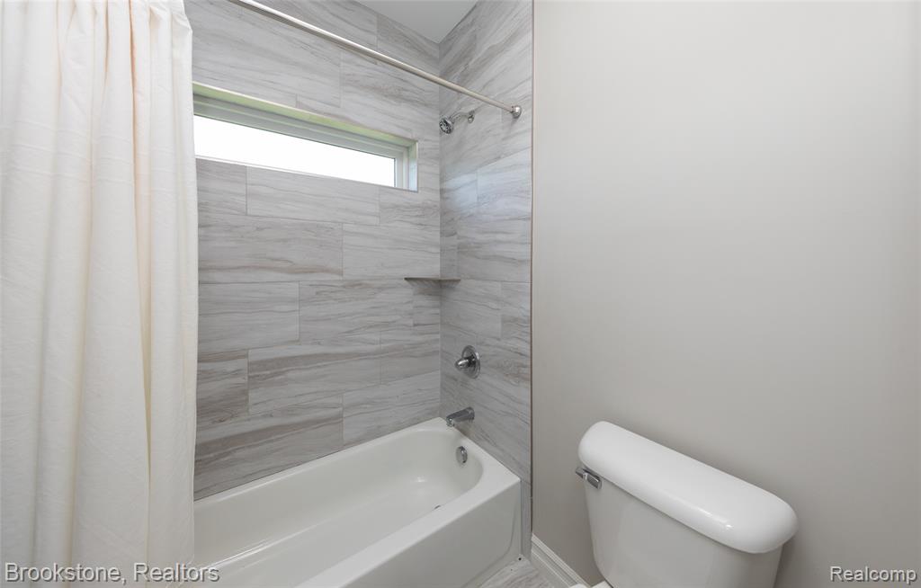 973 Highland View Lane, Metamora, MI 48455 — Photo 38