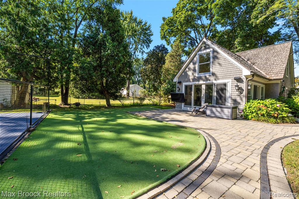 537 Pleasant Street, Birmingham, MI 48009 — Photo 52