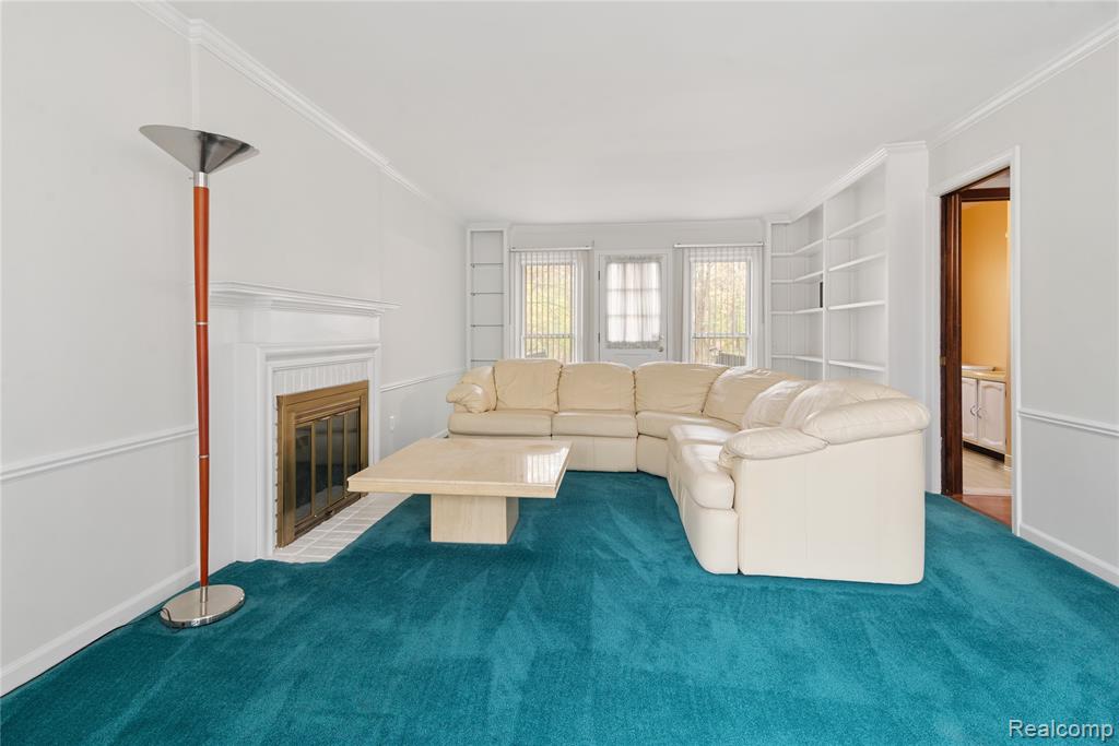 5023 Meadowbrook Drive, West Bloomfield, MI — Photo 10