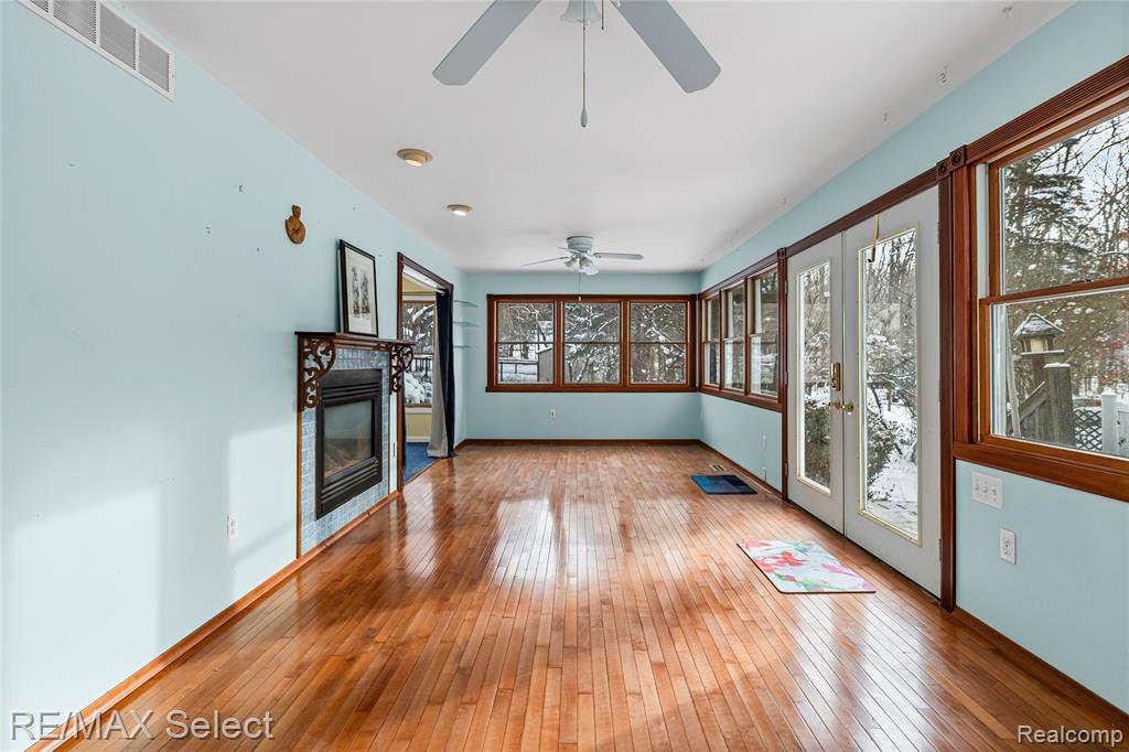 9710 Rattalee Lake Road, Clarkston, MI 48348 — Photo 4