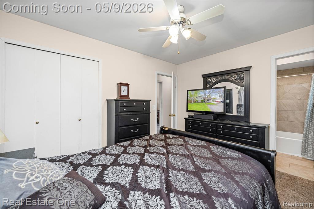 537 Woodbridge Circle, Waterford, MI 48327 — Photo 22
