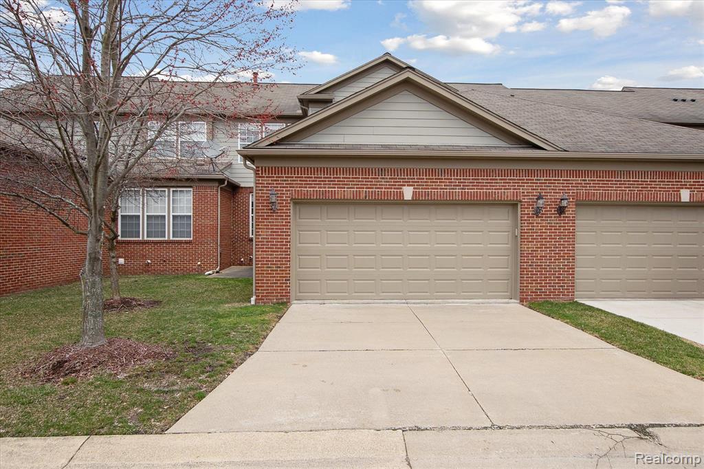 1902 PADDOCK Lane, Canton, MI 48188 — Photo 41
