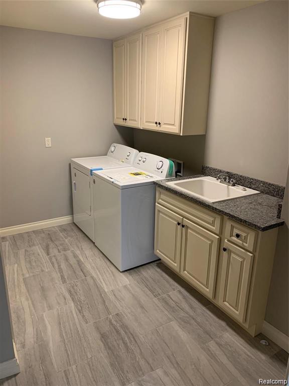 53502 CHAMPLAIN Street, Macomb, MI 48042 — Photo 11