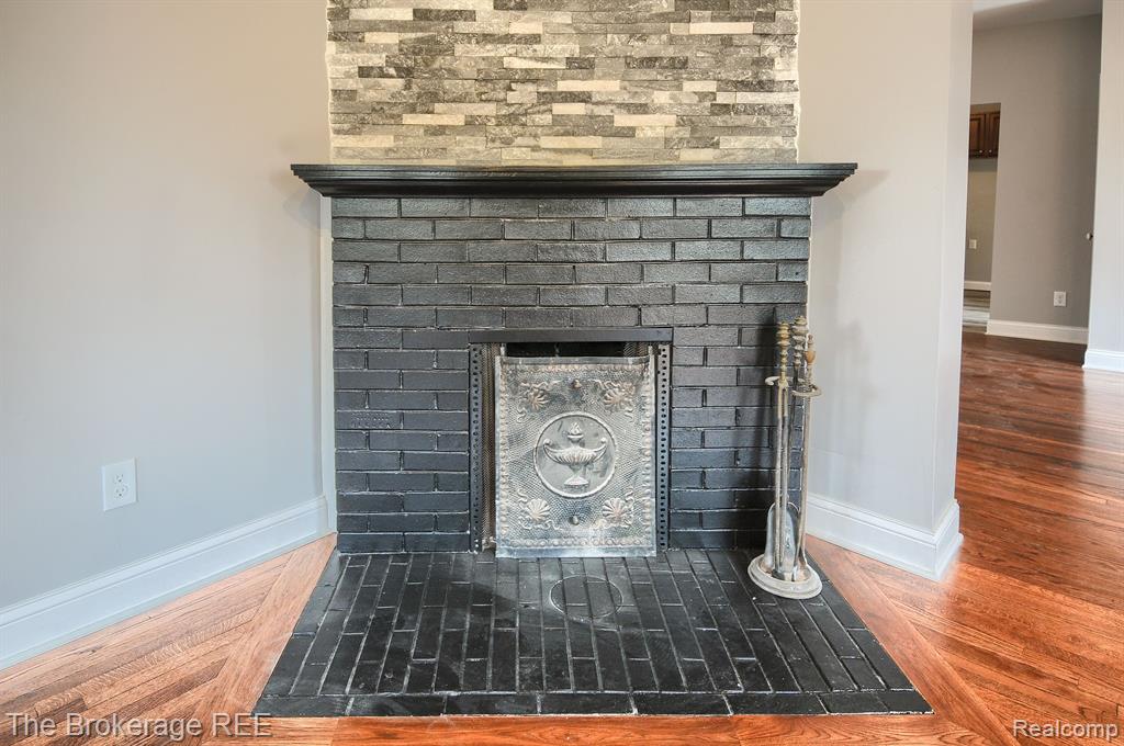 11 1ST Street, Oxford, MI 48371 — Photo 9