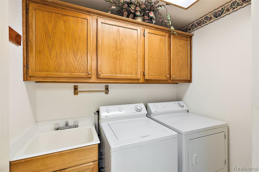 42590 Schienle Lane, Clinton Twp, MI 48038 — Photo 36