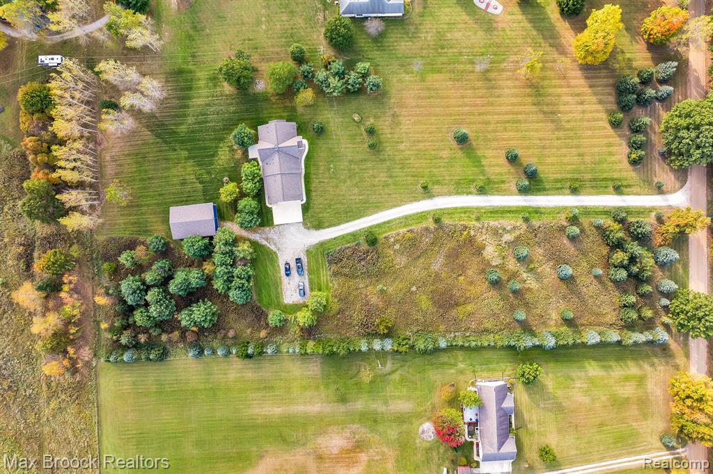 6300 HAZARD Road, Fenton, MI 48430 — Photo 42