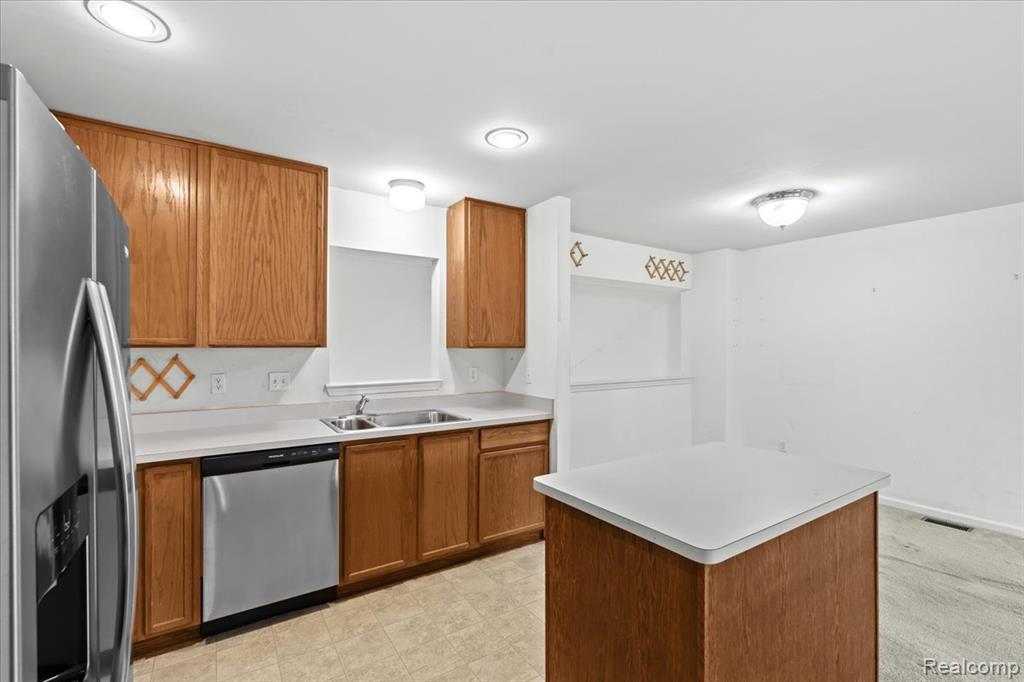 7140 Maplelawn Drive, Ypsilanti, MI 48197 — Photo 11