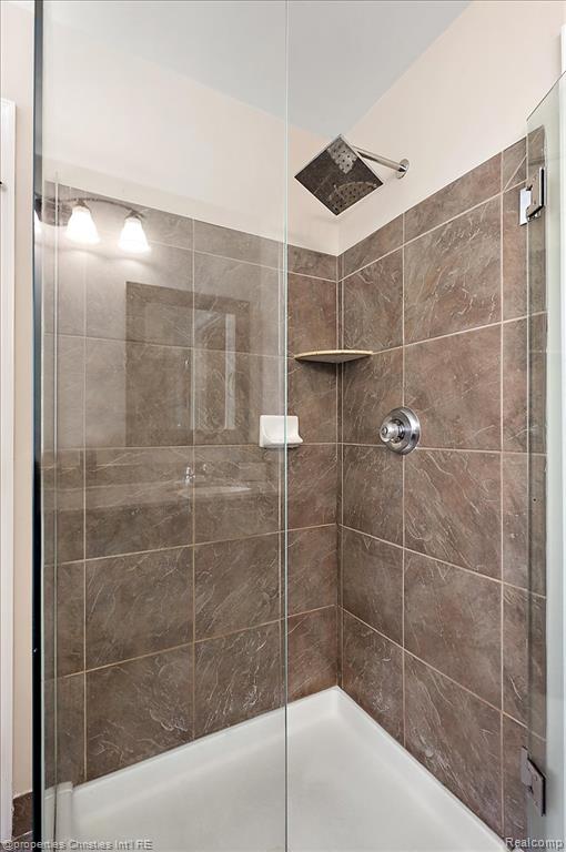 44683 Broadmoor Circle N, Northville, MI 48168 — Photo 41