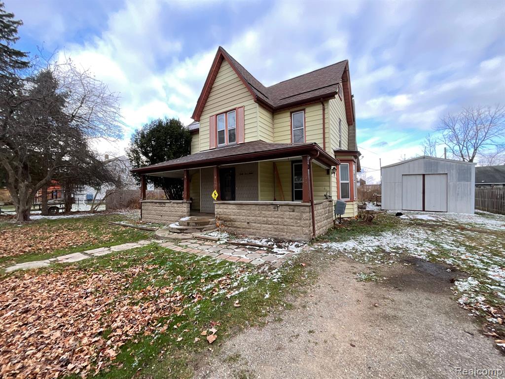 4530 EAST Road, Leonard, MI 48367 — Photo 2