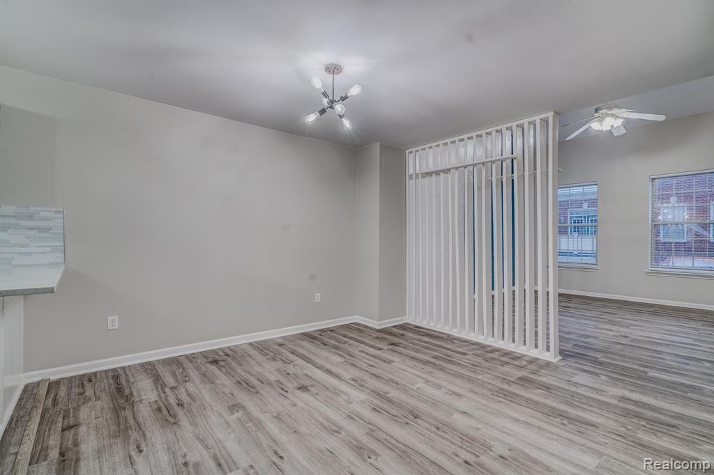 1111 FOUNTAIN VIEW Circle, South Lyon, MI 48178 — Photo 15