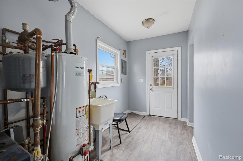 9665 River Street, Clay, MI 48001 — Photo 11