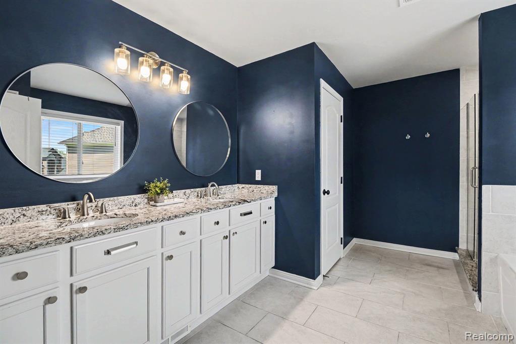 5531 Morgan Lake Drive, Clarkston, MI 48348 — Photo 13