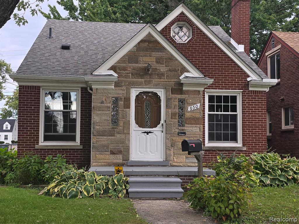 950 N YORK Street, Dearborn, MI 48128 — front exterior