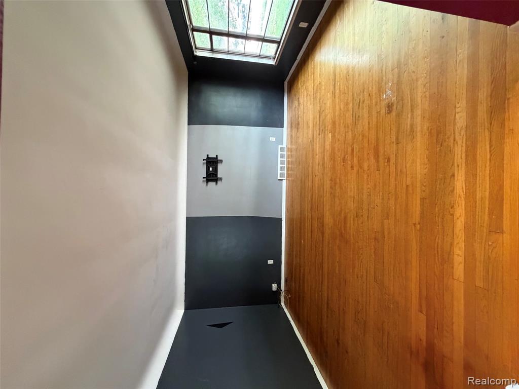 23750 Wildwood Street, Oak Park, MI 48237 — Photo 5