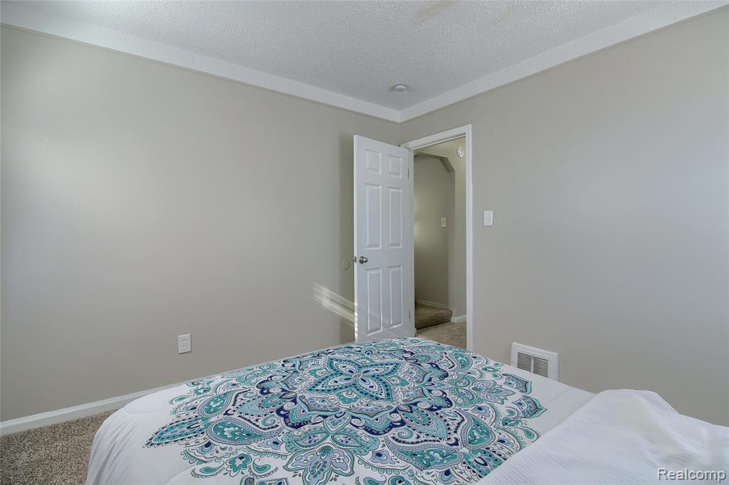 7540 Dolphin, Redford, MI 48239 — Photo 19
