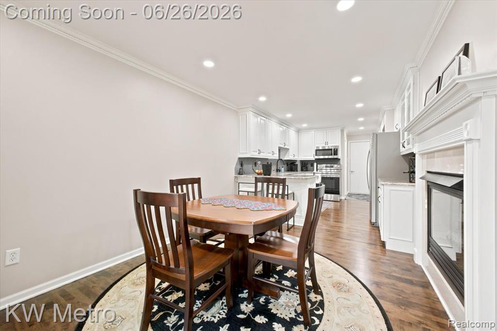 517 Macwilliams Lane, Royal Oak, MI 48067 — Photo 12