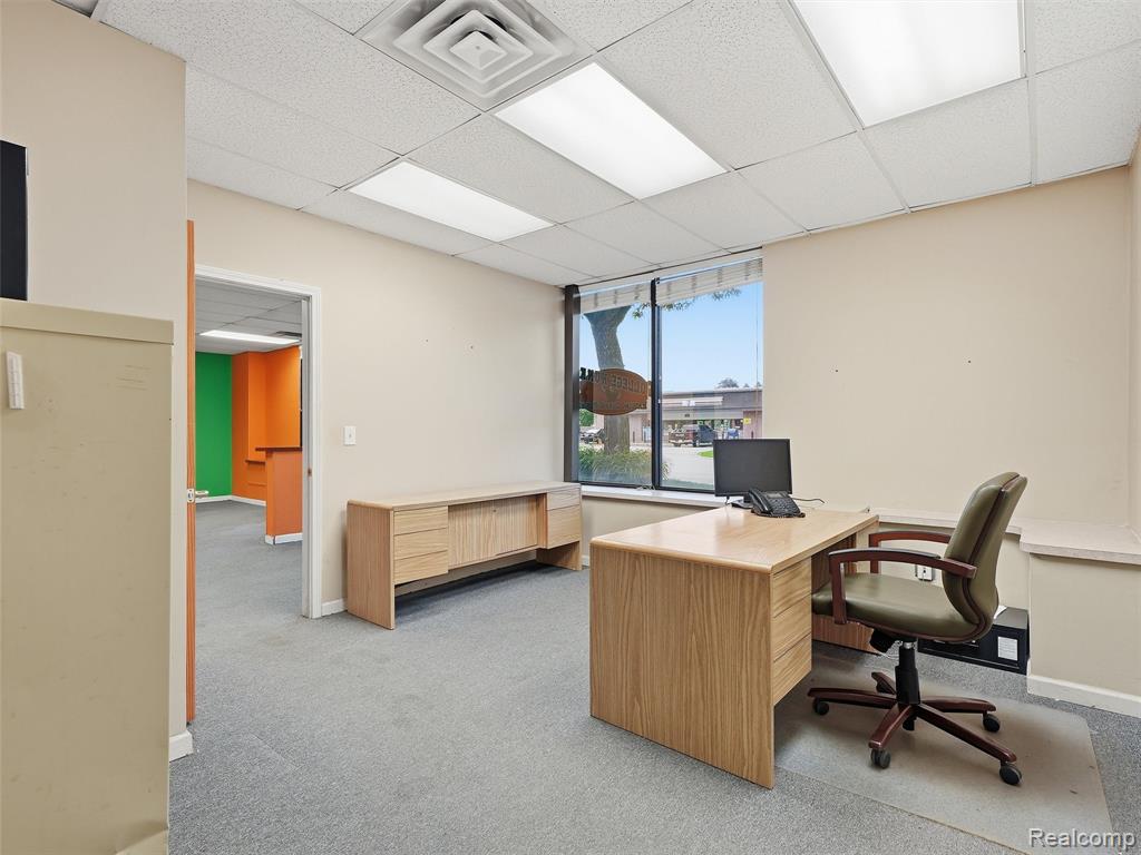 832 W 11 Mile Road, Madison Heights, MI 48071 — Photo 25