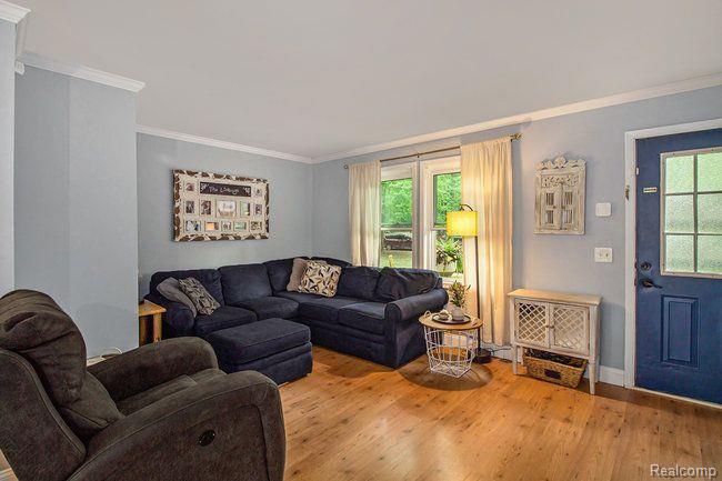 8696 Sargent Road, Fowlerville, MI 48836 — Photo 15