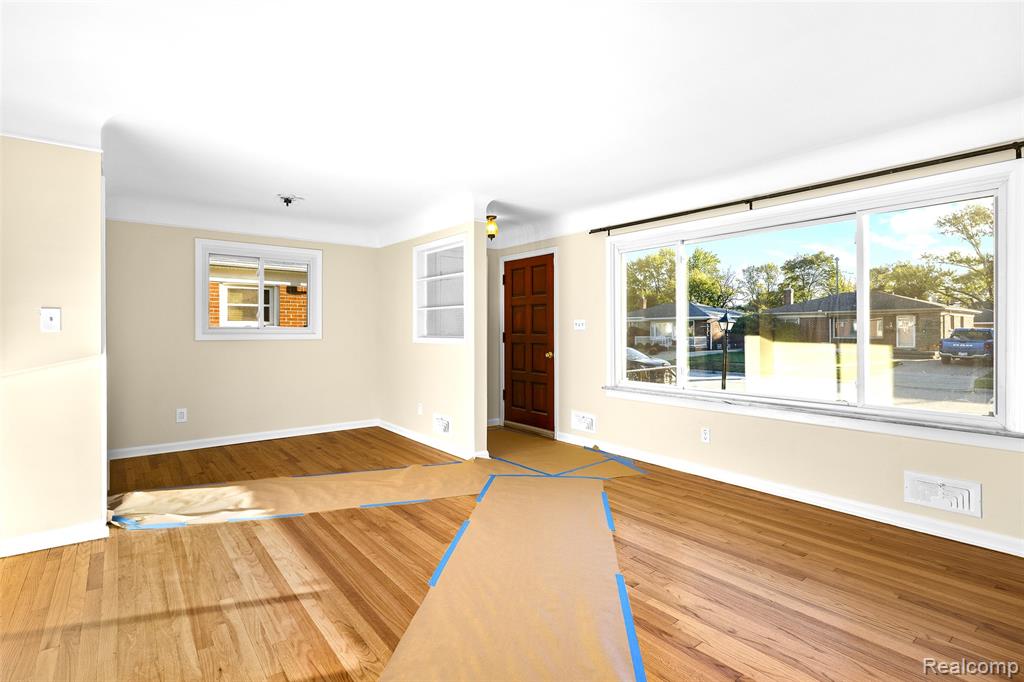 9334 N Joseph Avenue, Allen Park, MI 48101 — Photo 11