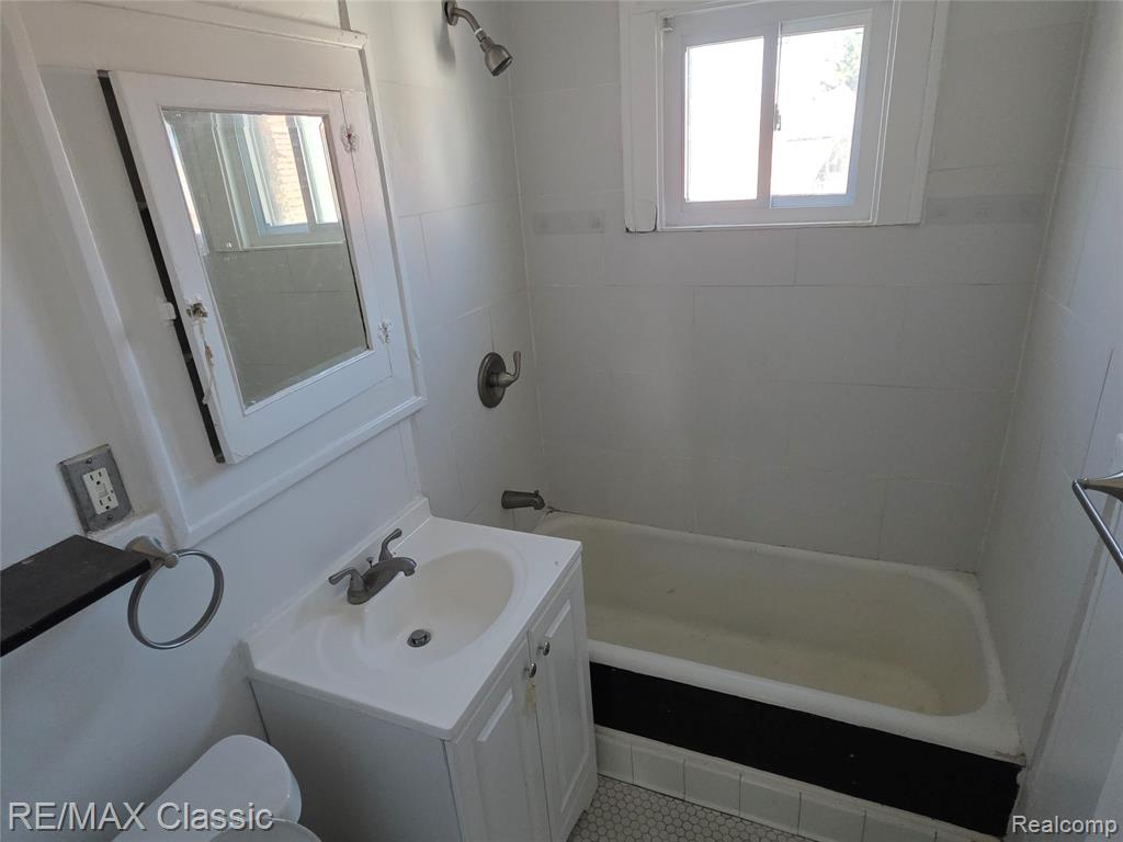 15307 Biltmore Street, Detroit, MI 48227 — Photo 36