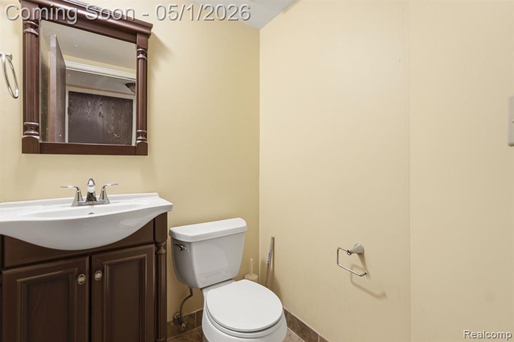 51260 Johns Drive, New Baltimore, MI 48047 — Photo 11