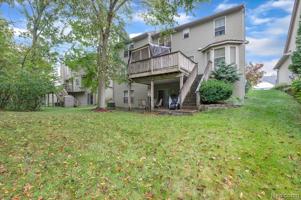 3103 RIVER MEADOW Circle, Canton, MI 48188 — Photo 2
