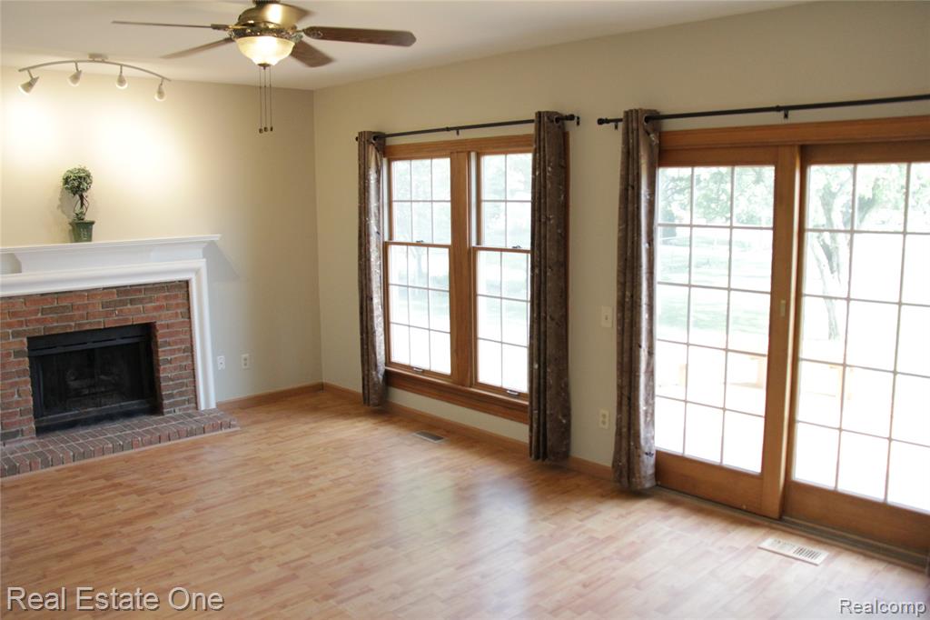44777 SALTZ Road, Canton, MI 48187 — Photo 30