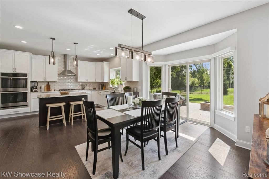 4067 Cameron Court, Wixom, MI 48381 — Photo 12