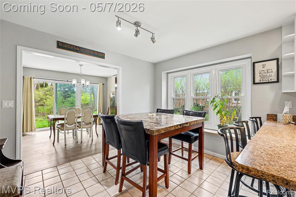 936 Wildbrook Lane, Lake Orion, MI 48362 — Photo 14