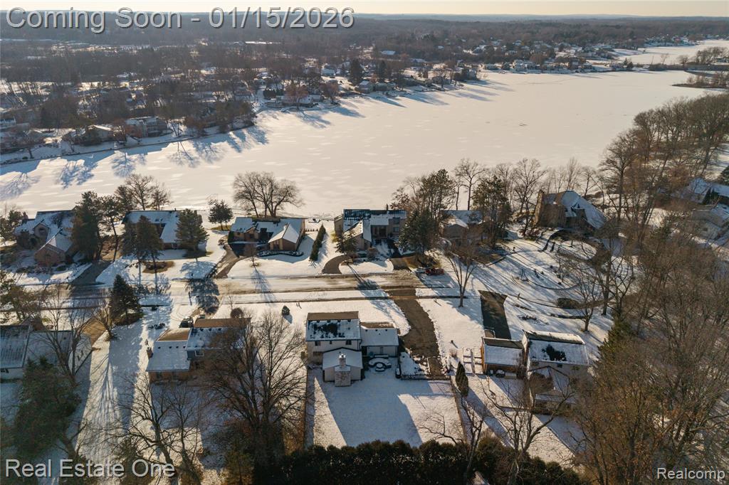 8680 Harbortowne Drive, Clarkston, MI 48348 — Photo 7