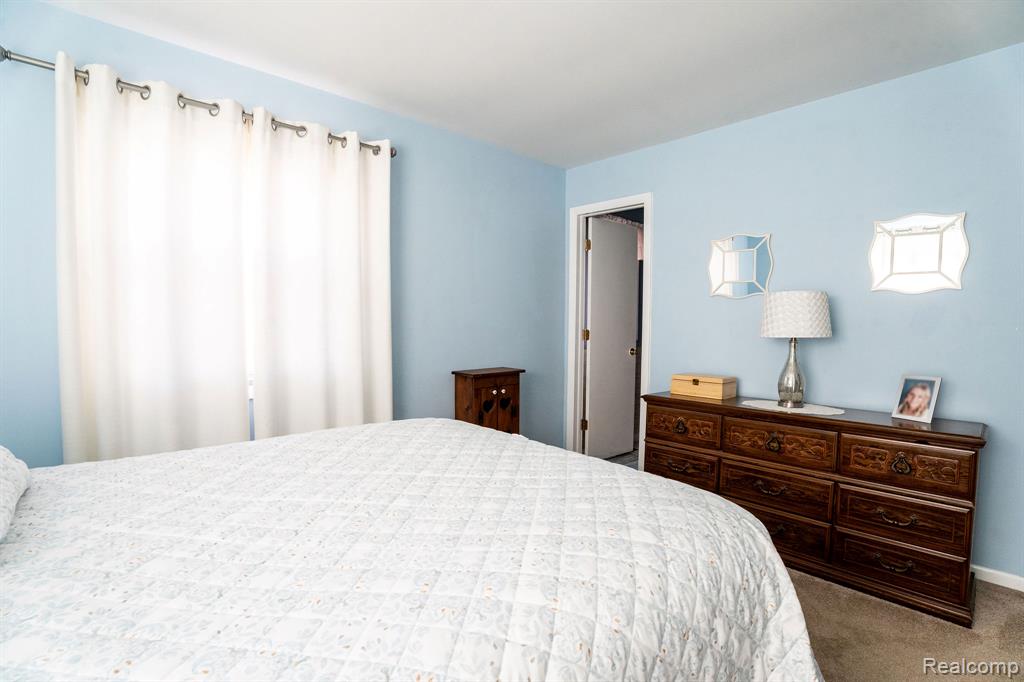4190 Charter Oak Drive, Flint, MI 48507 — Photo 19