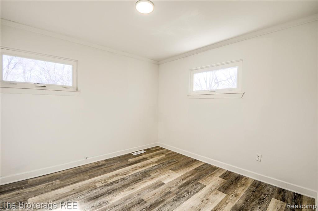 4912 SUNDALE Drive, Clarkston, MI — Photo 30