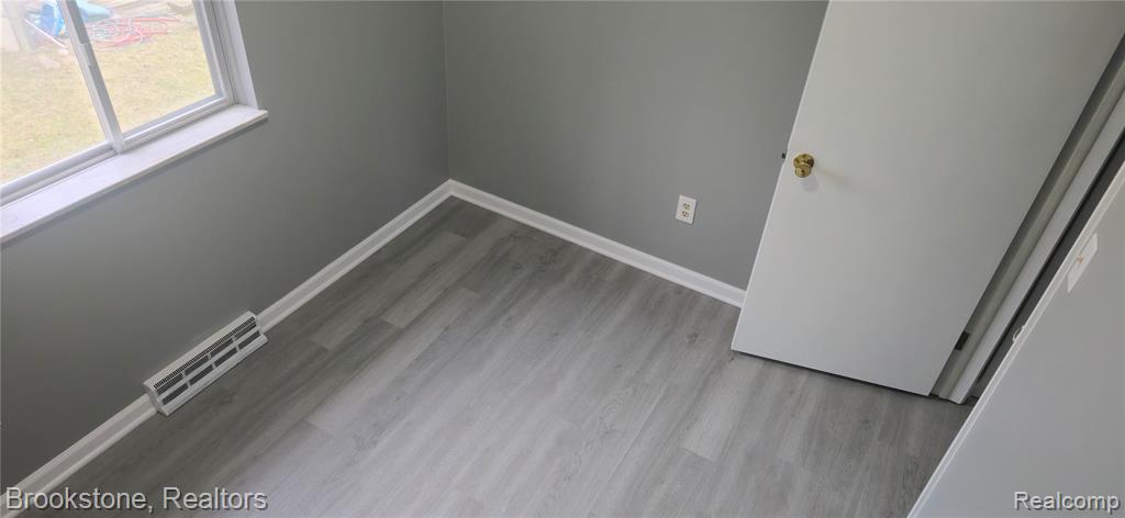 11920 Maxfield Boulevard, Hartland, MI 48353 — Photo 7