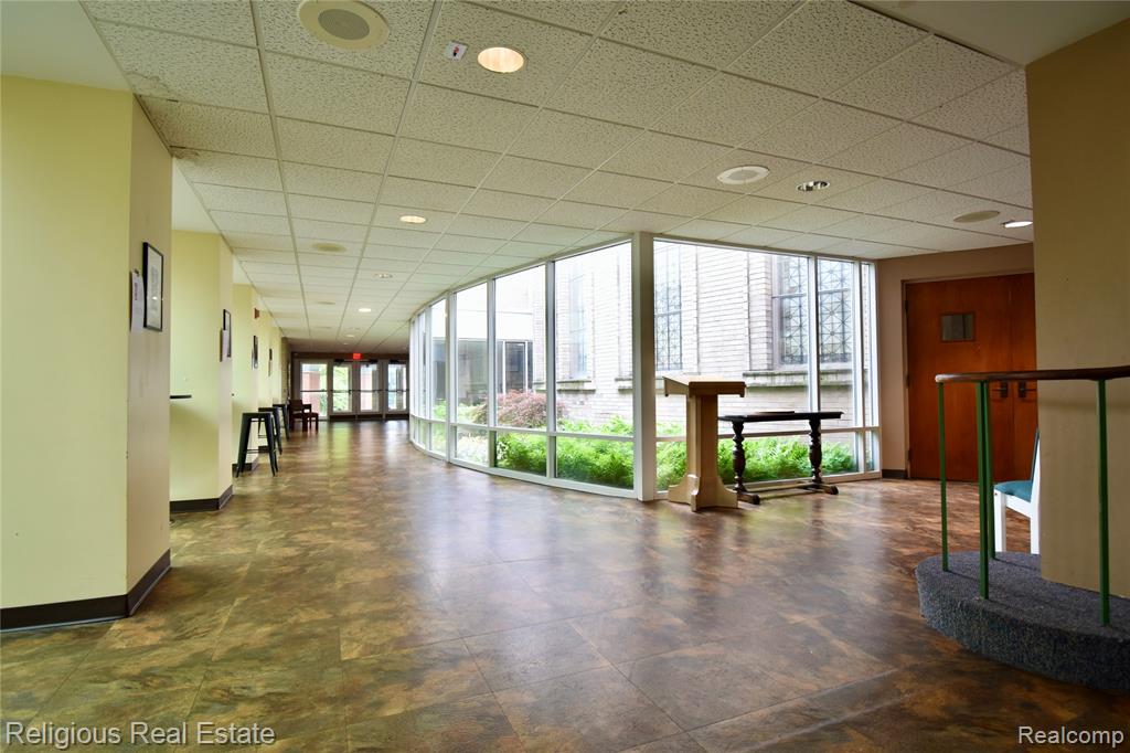 145 Capital Avenue NE, Battle Creek, MI 49017 — Photo 6
