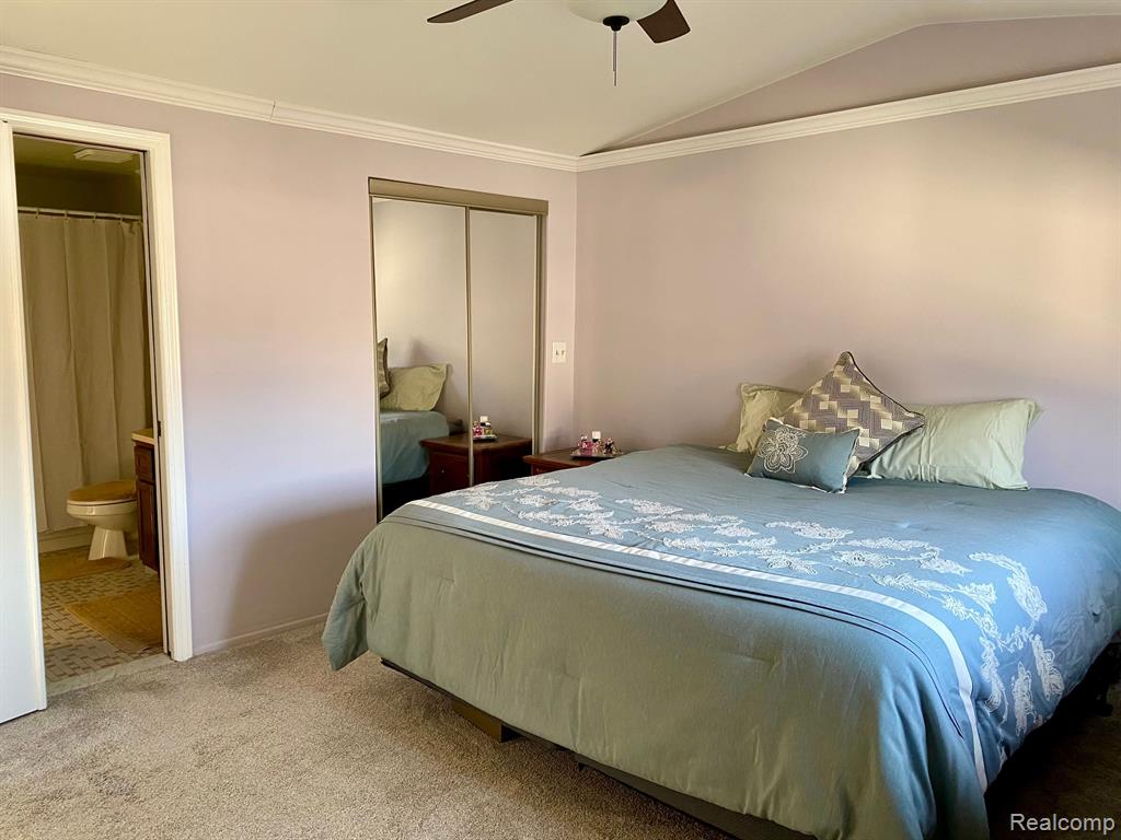 41962 STRATTON Drive, Clinton Twp, MI 48038 — Photo 36
