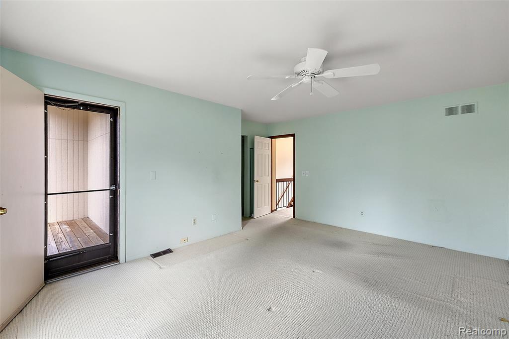 23243 Farmington Road, Farmington, MI 48336 — Photo 19